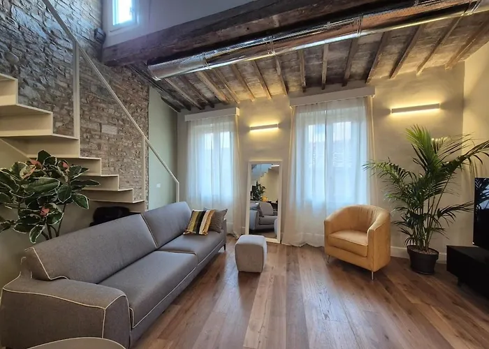 Il Parione Luxury Apartment With View, Florence
